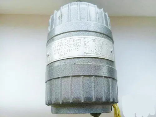 АВЕ-042-2 электродвигатель АВЕ-042-2 электродвигатель