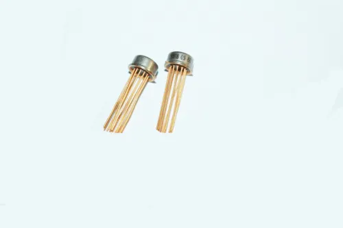 122УН2А микросхема